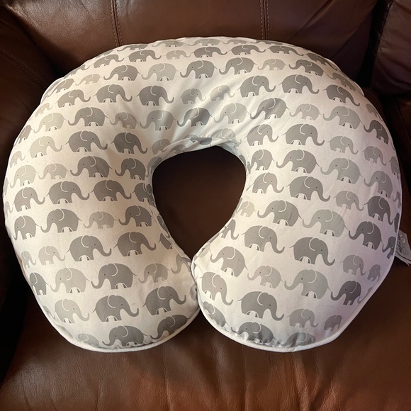 BOPPY PREMIUM NURSING PILLOW - Picture 2 of 2